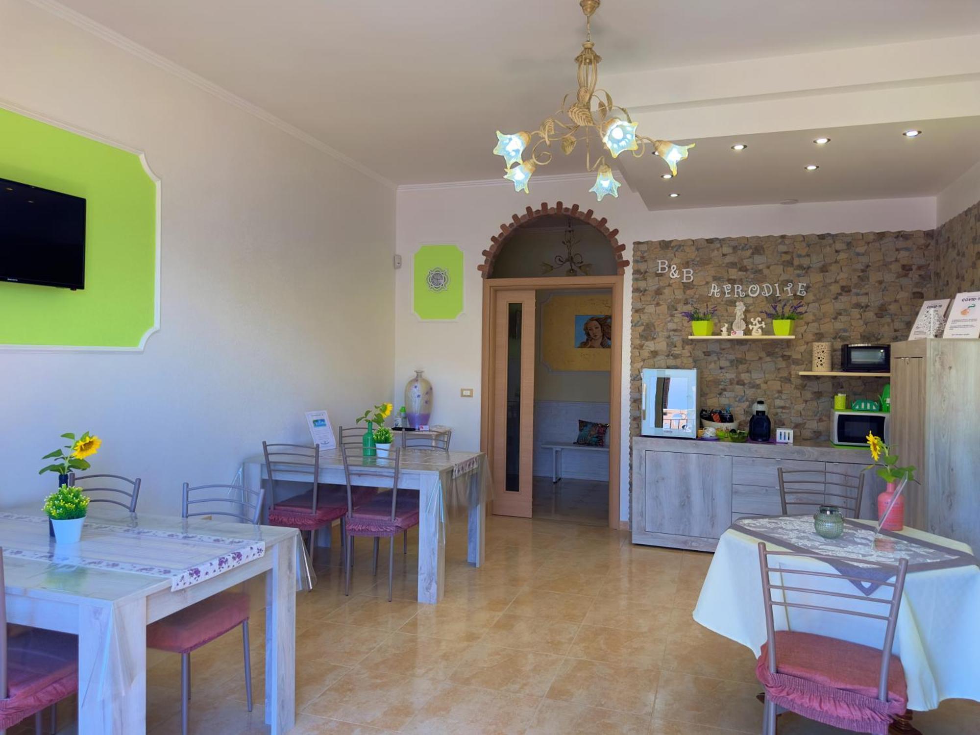 B&B Afrodite Лепорано Екстериор снимка